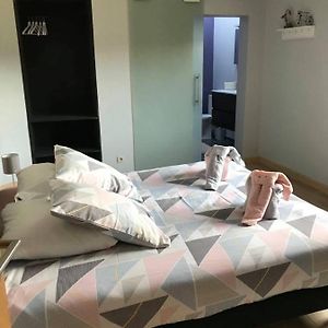 Camera con letto king size